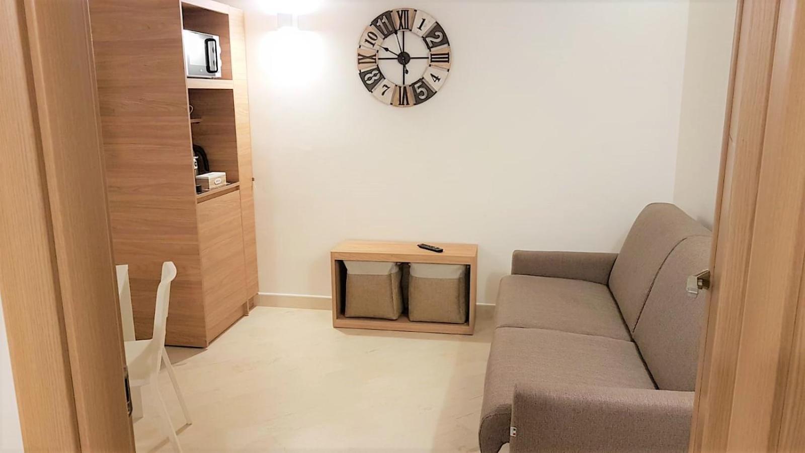 More Apartments Il Ferrarese2 Бари Номер фото